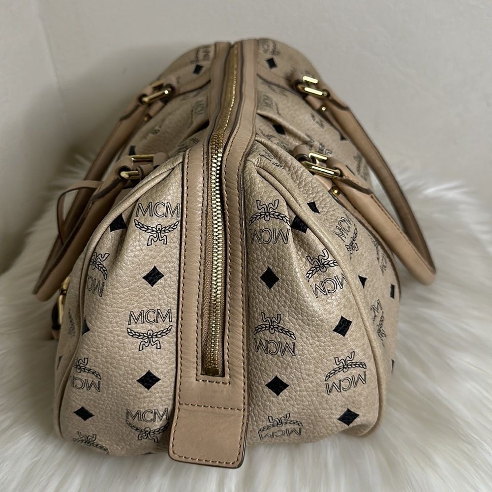 💯Authentic MCM Handbag🍀 - Picture 6 of 15
